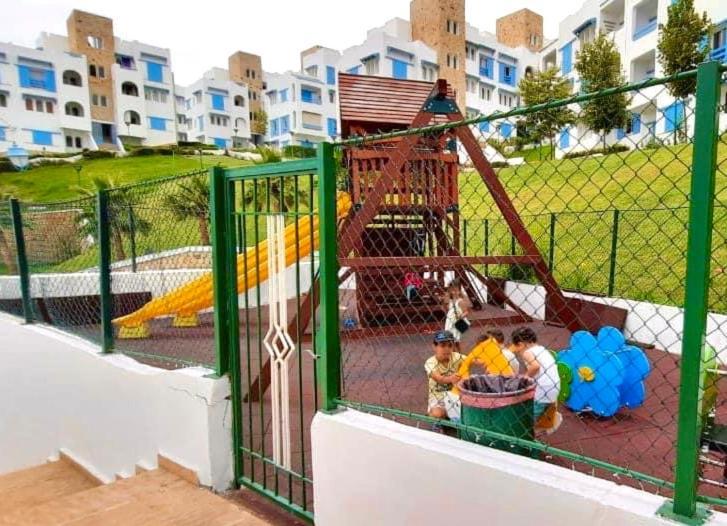 מדיק Appartement Lilia, Mdiq - Tout Confort מראה חיצוני תמונה